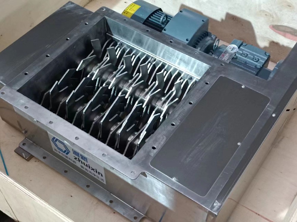 雙軸打散機(jī)、破塊機(jī)、粗碎機(jī)